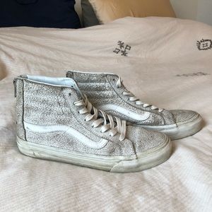 Vans High Tops in White Cracked Paint size 7